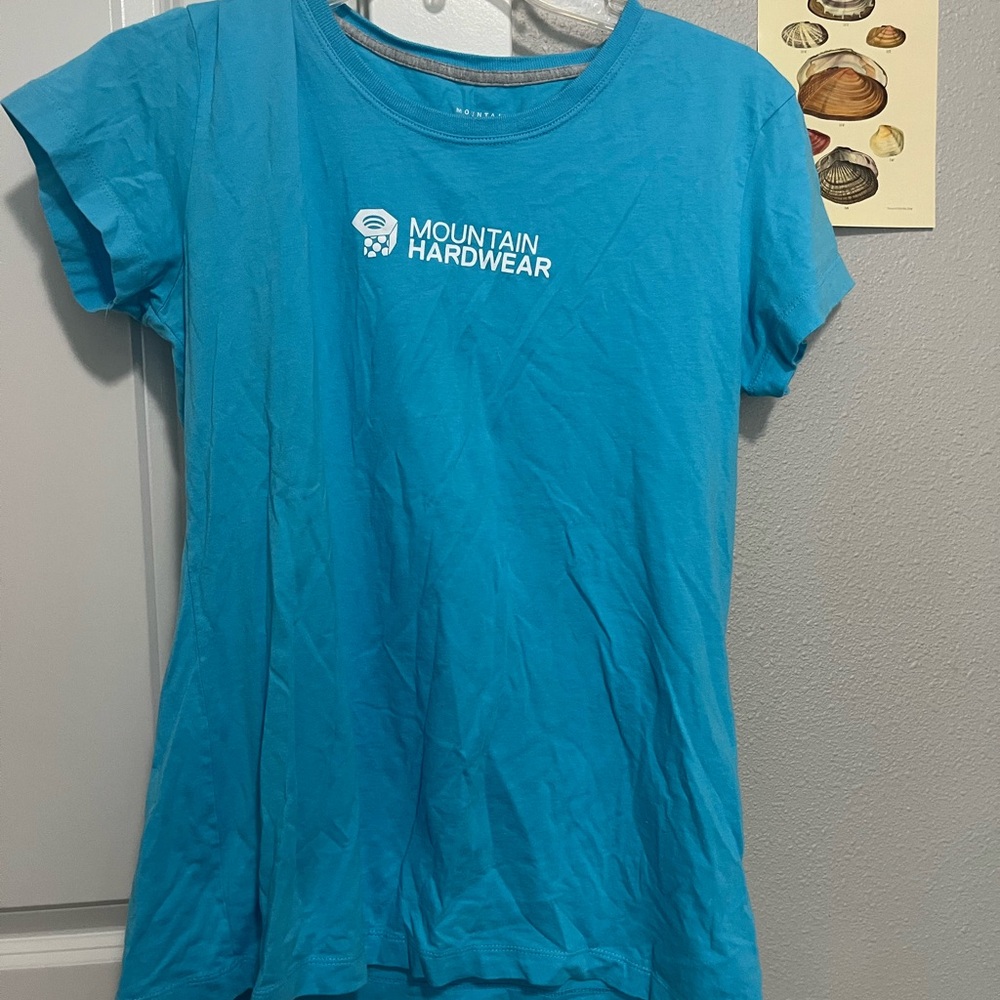 Mountain Hardwear Women's Short Sleeve Tee in Bright Teal Blue